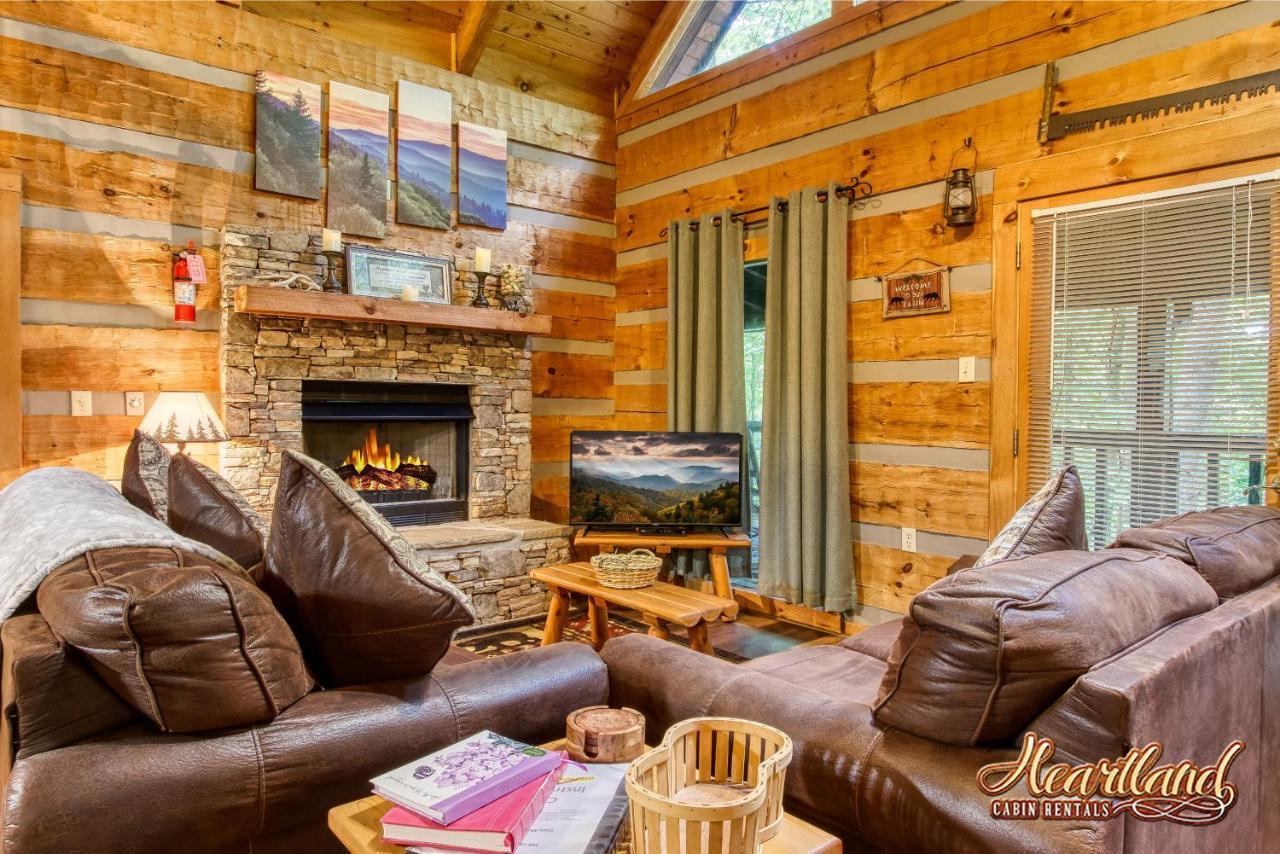 Villa Cozy Mountain Hideaway à Gatlinburg Extérieur photo