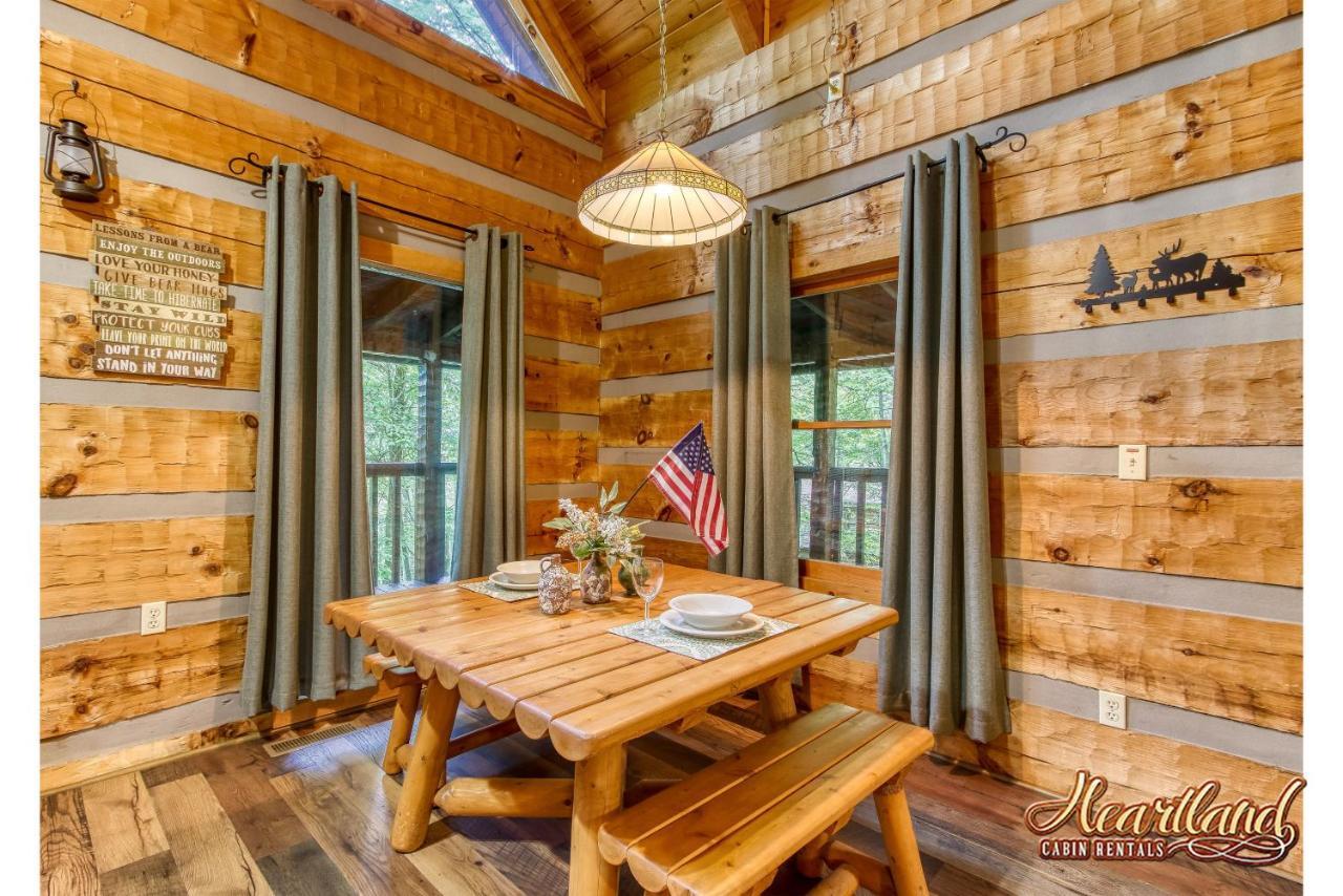 Villa Cozy Mountain Hideaway à Gatlinburg Extérieur photo